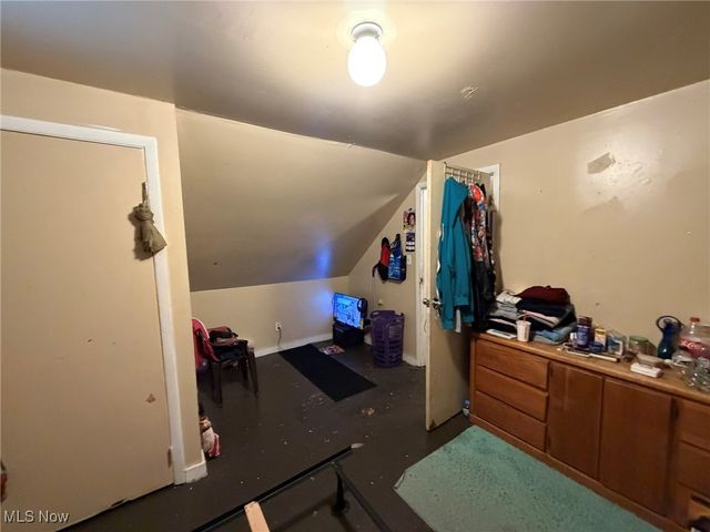 15915 Cloverside Avenue, Cleveland, OH 44128