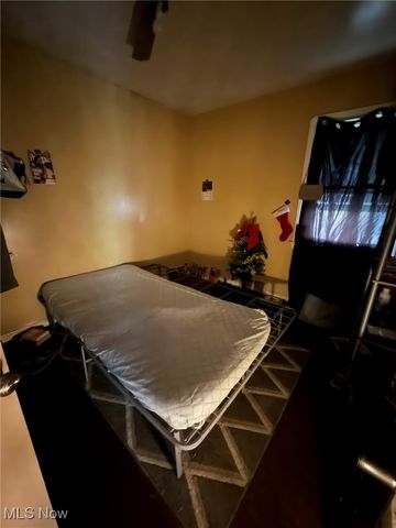 15915 Cloverside Avenue, Cleveland, OH 44128