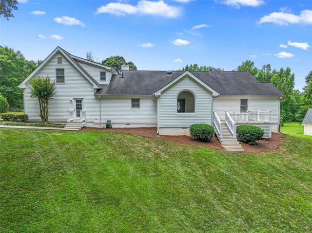 345 Lakefront Drive, Mcdonough, GA 30253