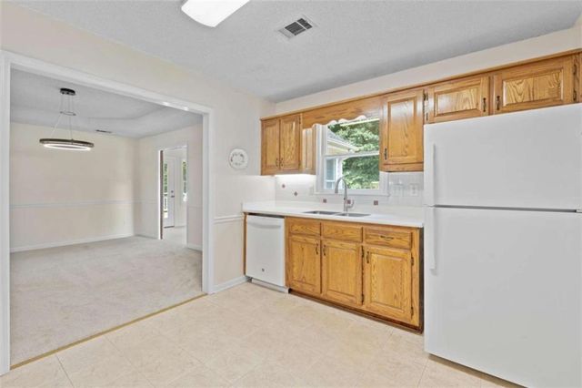 345 Lakefront Drive, Mcdonough, GA 30253
