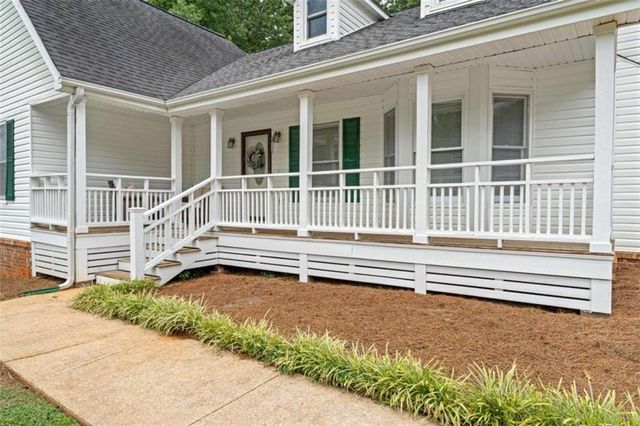 345 Lakefront Drive, Mcdonough, GA 30253