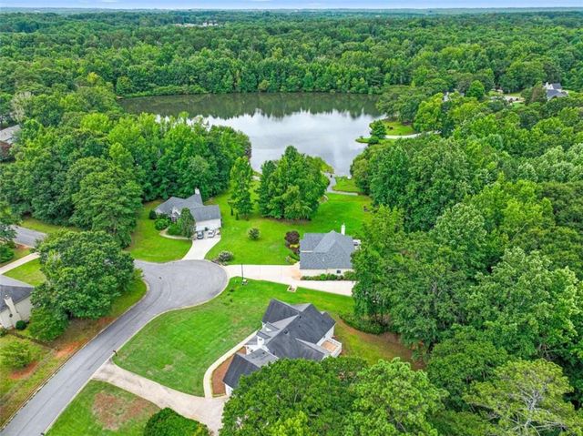 345 Lakefront Drive, Mcdonough, GA 30253