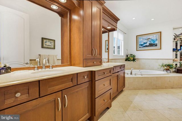 628 DORSET ST, Lititz, PA 17543