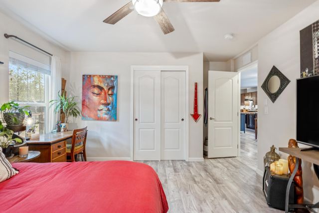 53740 Pradera Place, La Pine, OR 97739