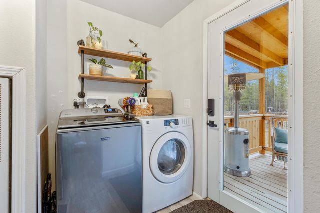 53740 Pradera Place, La Pine, OR 97739