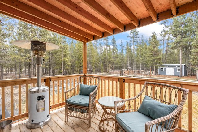 53740 Pradera Place, La Pine, OR 97739