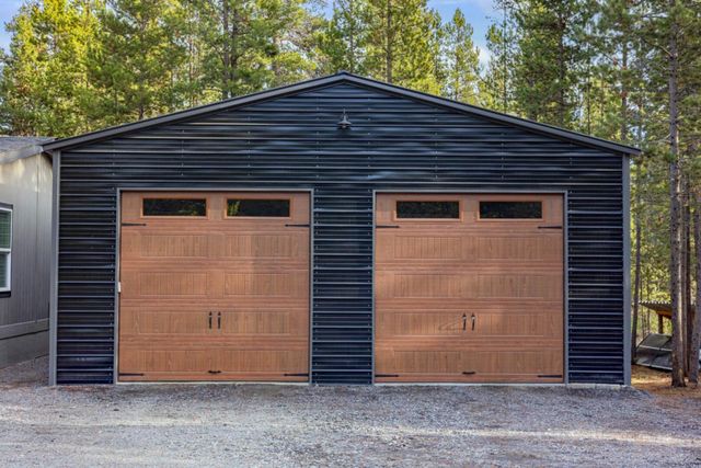 53740 Pradera Place, La Pine, OR 97739