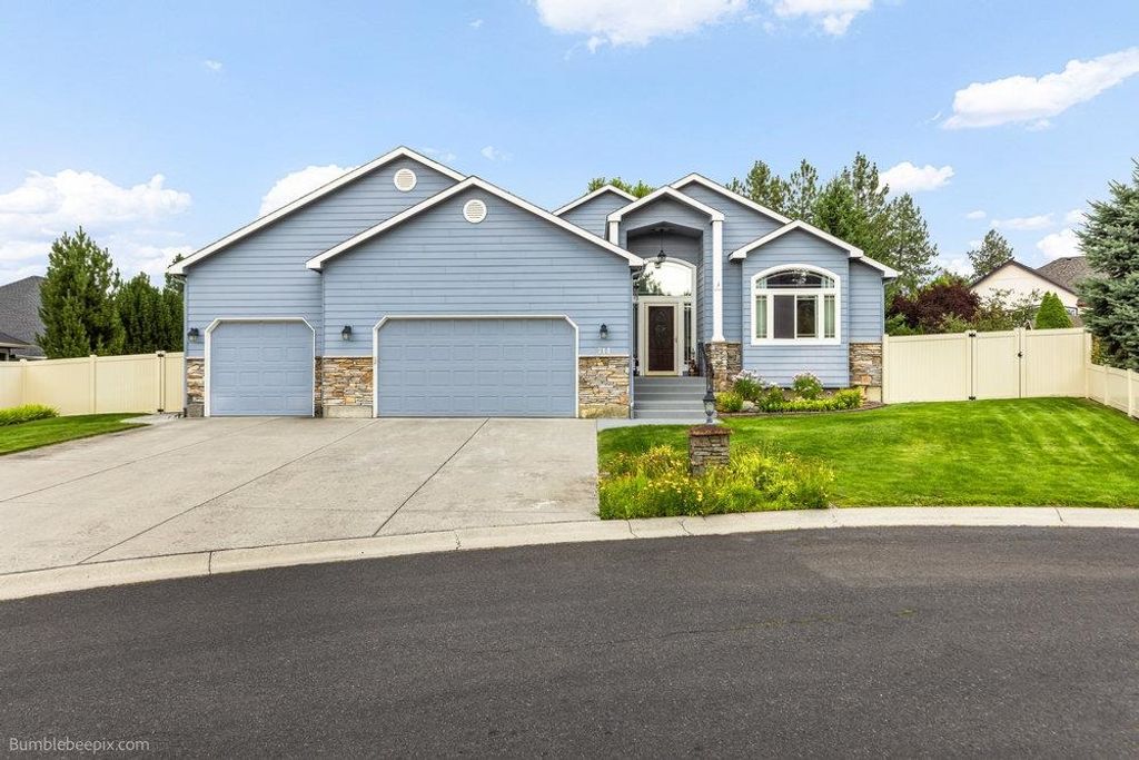 714 E Erica Ct, Spokane, WA 99218
