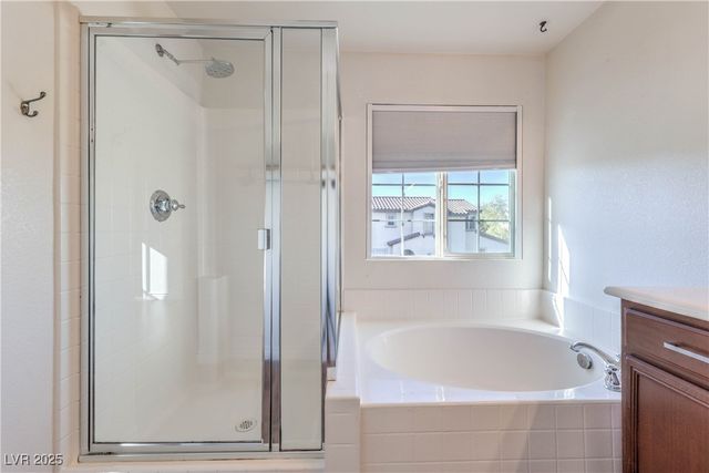 9194 Red Knoll Street, Las Vegas, NV 89113