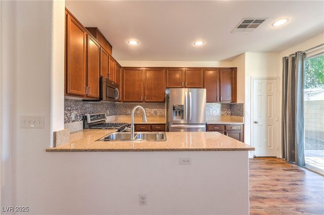 9194 Red Knoll Street, Las Vegas, NV 89113