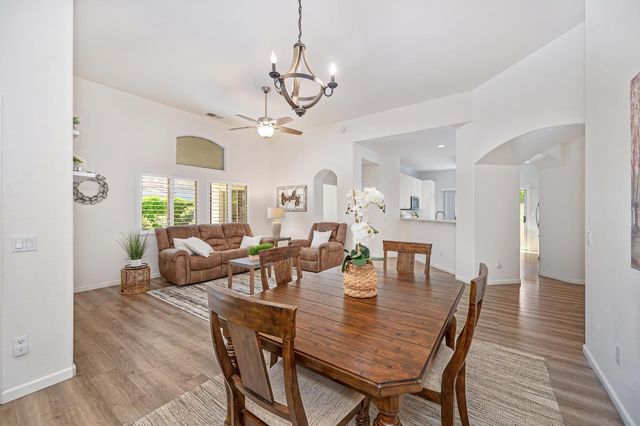 451 Jewel Stone Way, Folsom, CA 95630