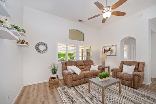 451 Jewel Stone Way, Folsom, CA 95630