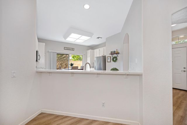 451 Jewel Stone Way, Folsom, CA 95630