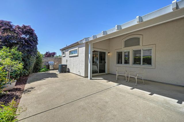 451 Jewel Stone Way, Folsom, CA 95630