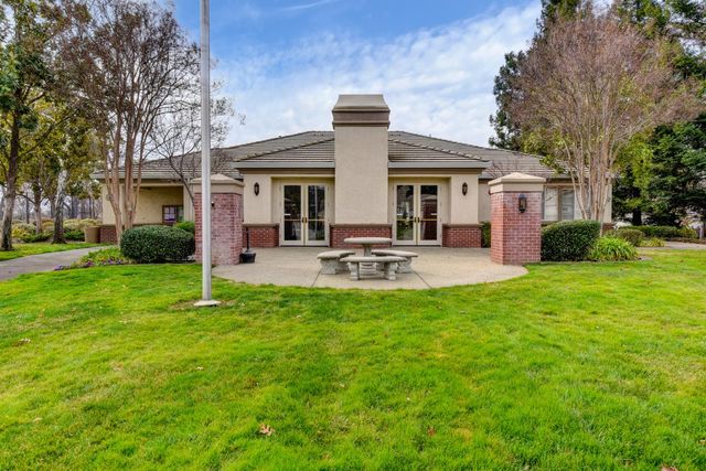 451 Jewel Stone Way, Folsom, CA 95630