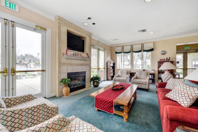 451 Jewel Stone Way, Folsom, CA 95630