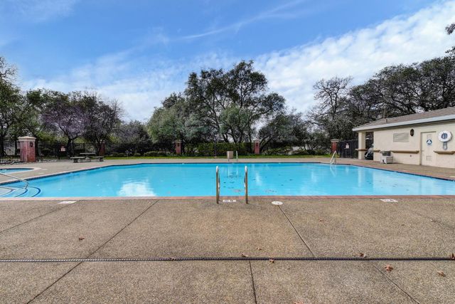 451 Jewel Stone Way, Folsom, CA 95630