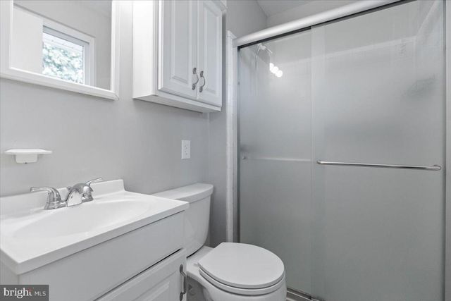 5605 VENTNOR LN, Springfield, VA 22151