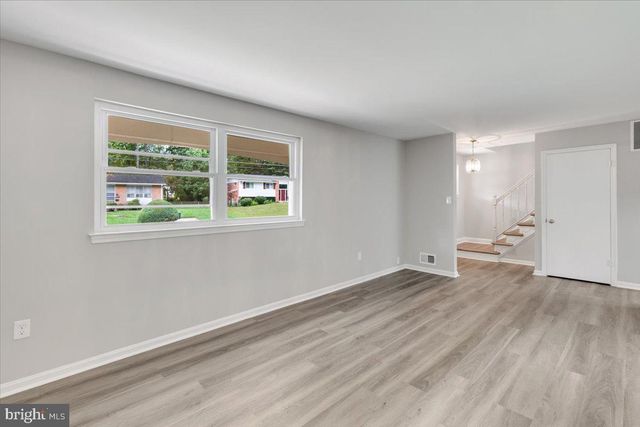 5605 VENTNOR LN, Springfield, VA 22151