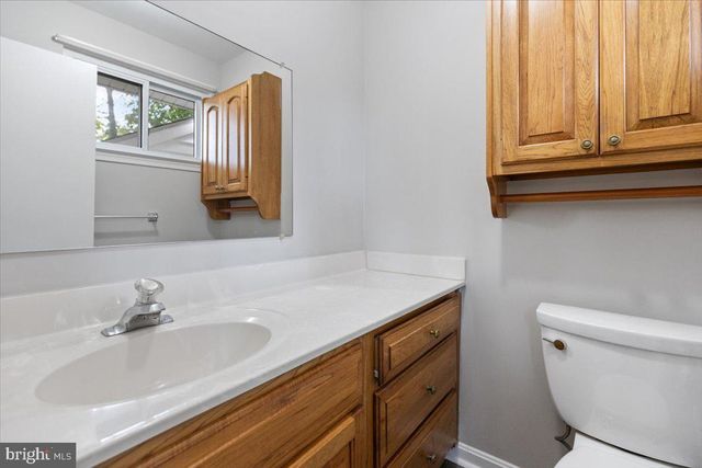 5605 VENTNOR LN, Springfield, VA 22151