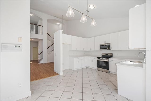 7000 STONEHEDGE DRIVE 156, Orlando, FL 32819