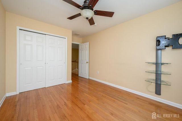 12 Ardmore Place, East Brunswick, NJ 08816