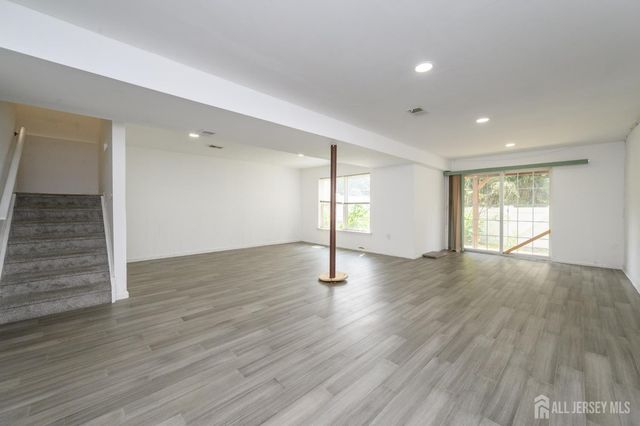 12 Ardmore Place, East Brunswick, NJ 08816