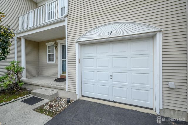 12 Ardmore Place, East Brunswick, NJ 08816
