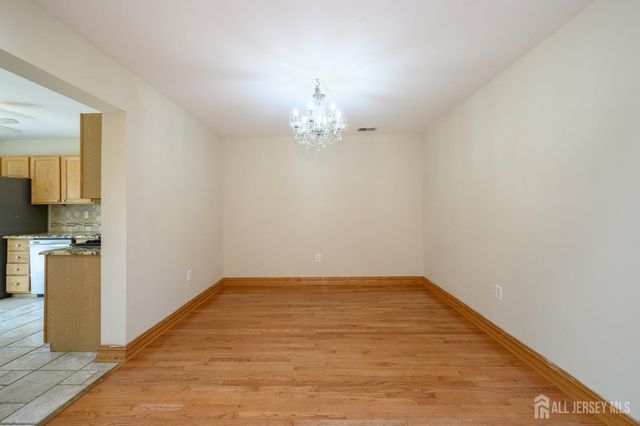 12 Ardmore Place, East Brunswick, NJ 08816