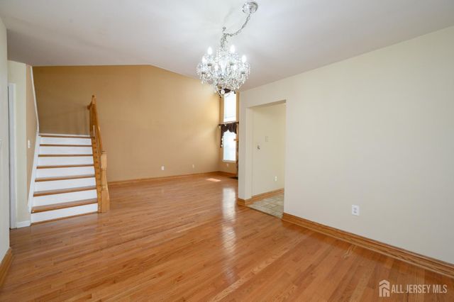 12 Ardmore Place, East Brunswick, NJ 08816
