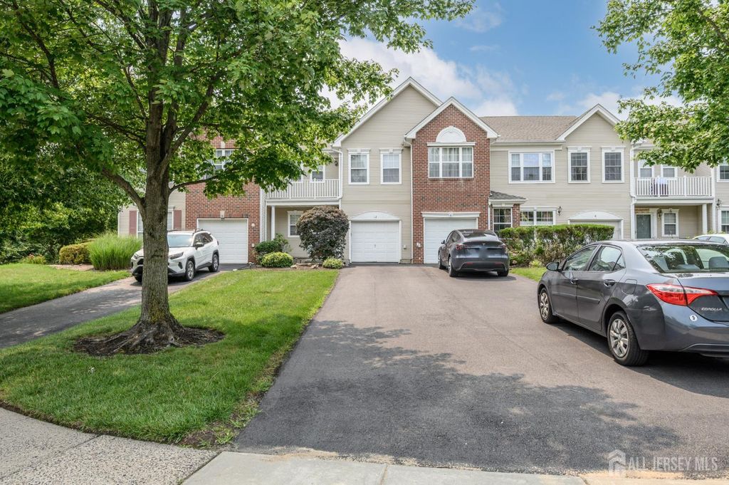 12 Ardmore Place, East Brunswick, NJ 08816