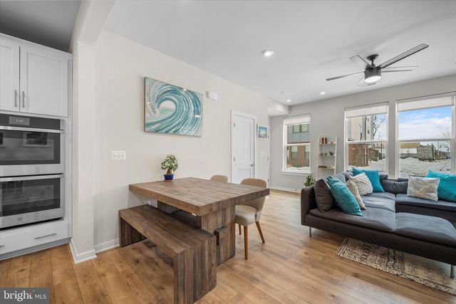 44481 WOLFHOUND SQ, Ashburn, VA 20147