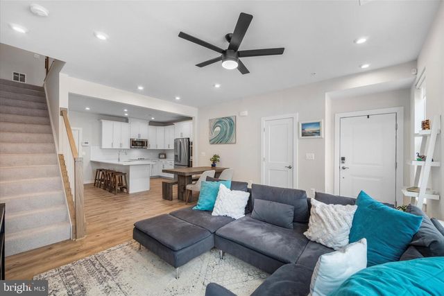 44481 WOLFHOUND SQ, Ashburn, VA 20147