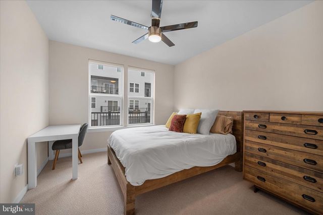 44481 WOLFHOUND SQ, Ashburn, VA 20147