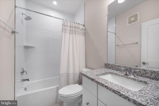 44481 WOLFHOUND SQ, Ashburn, VA 20147