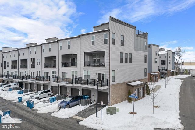 44481 WOLFHOUND SQ, Ashburn, VA 20147