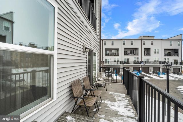 44481 WOLFHOUND SQ, Ashburn, VA 20147