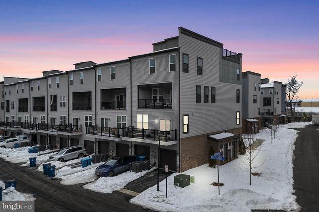 44481 WOLFHOUND SQ, Ashburn, VA 20147