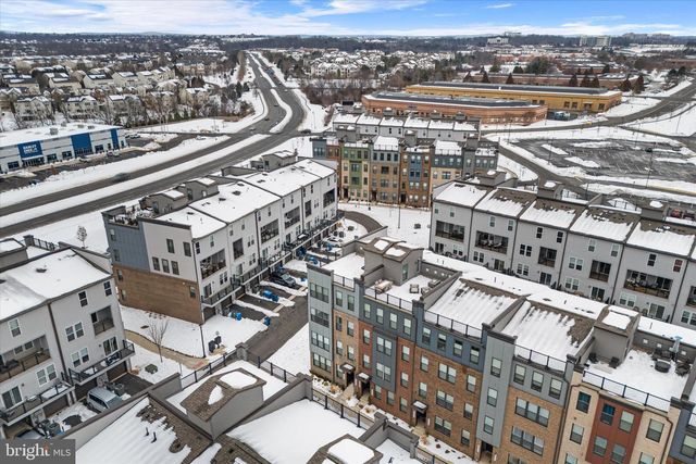 44481 WOLFHOUND SQ, Ashburn, VA 20147