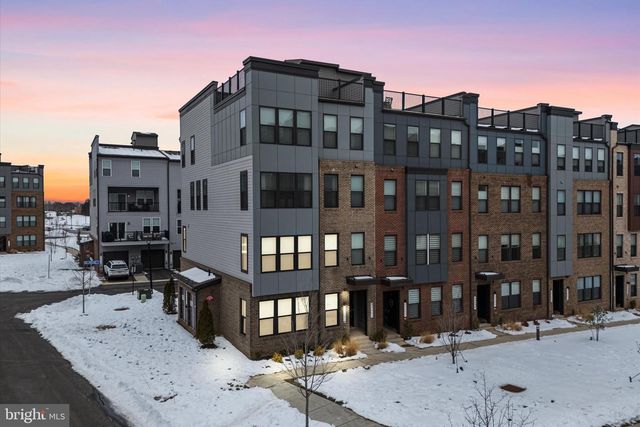 44481 WOLFHOUND SQ, Ashburn, VA 20147