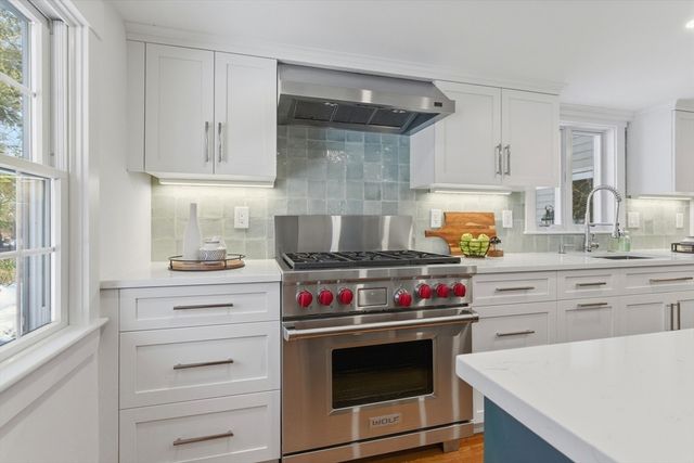 52 Salem St, Andover, MA 01810