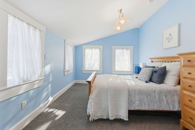 52 Salem St, Andover, MA 01810