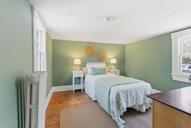 52 Salem St, Andover, MA 01810