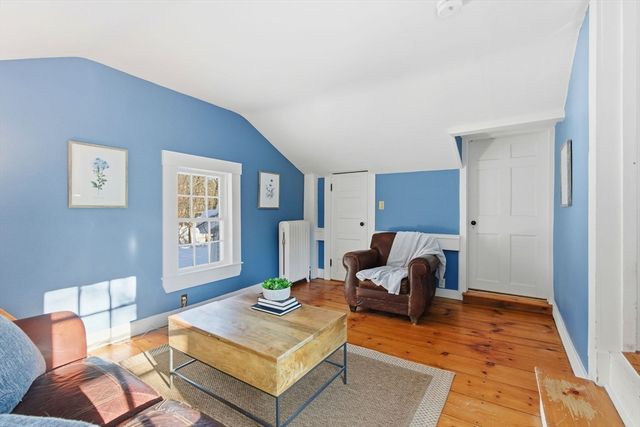 52 Salem St, Andover, MA 01810