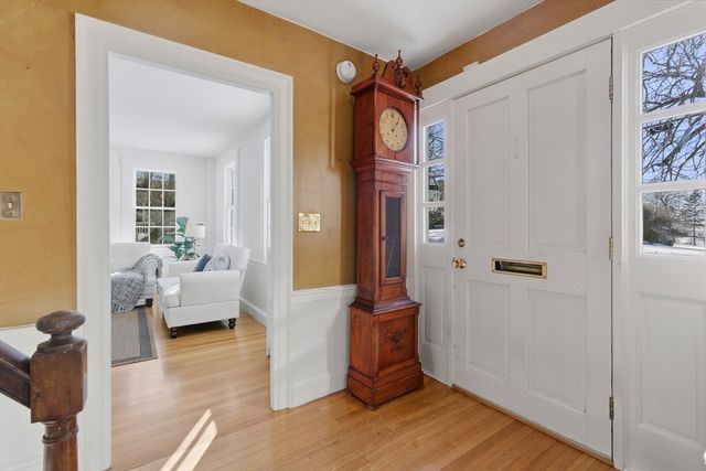 52 Salem St, Andover, MA 01810