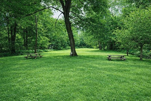 52 Salem St, Andover, MA 01810