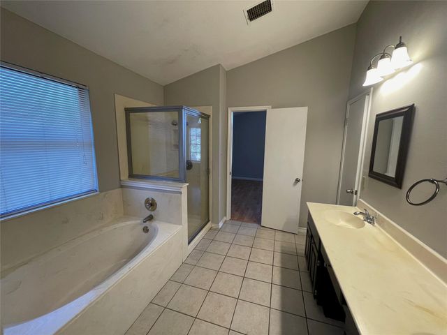 3909 Danli LN, Austin, TX 78749