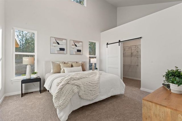 3743 E Nyberg Ln, Mead, WA 99021