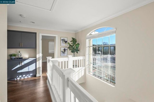 1004 Phoenix St, Danville, CA 94506