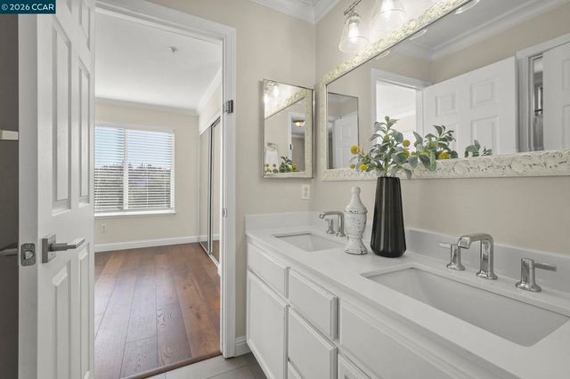 1004 Phoenix St, Danville, CA 94506